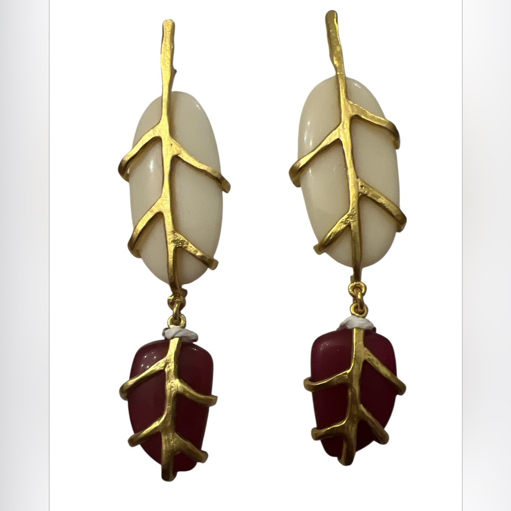 ZARA GOLDEN COLOURED RHINESTONE LEAF EARRINGS - Picture 2 of 3